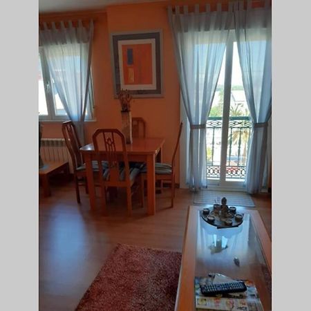 Apartamento En El Centro De Carballo Bagian luar foto